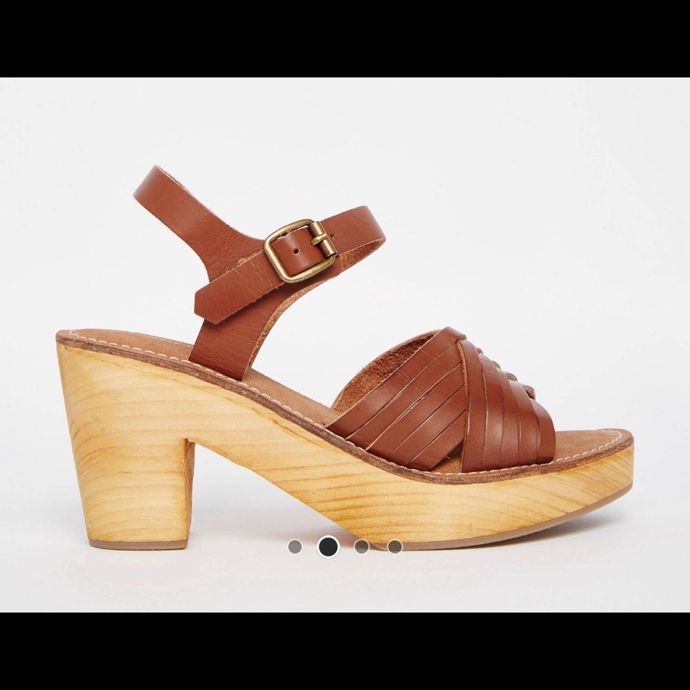 Cross Front Clog Sandals